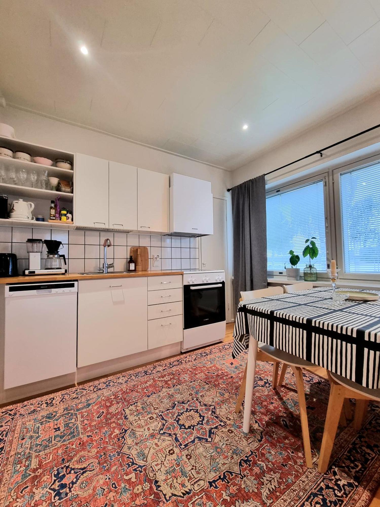 Holiday Pink Pearl Apartment Рованиеми Екстериор снимка